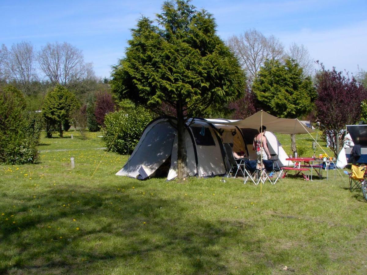 Hotel Safari Tent At Camping Le Roptai Rochefort Exteriér fotografie
